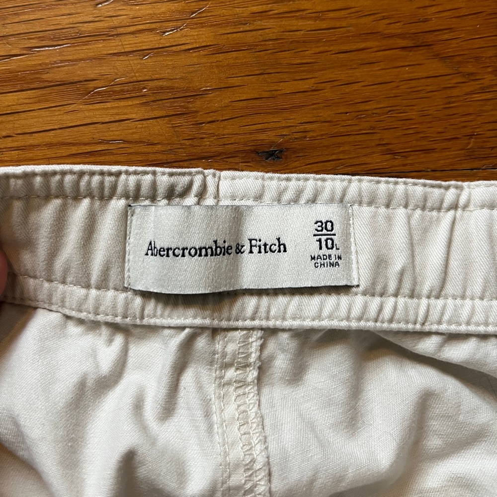NWOT Abercrombie and fitch relaxed wide leg cargo pants